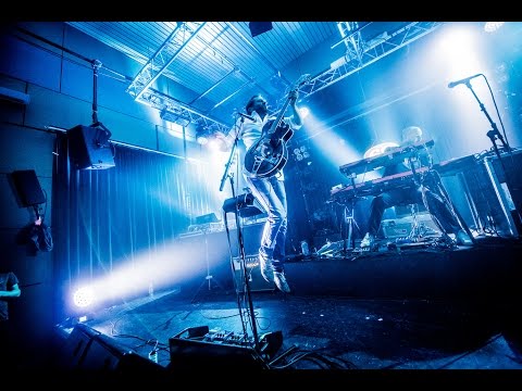 Studio Brussel: Magnus - Puppy (live in Club 69)