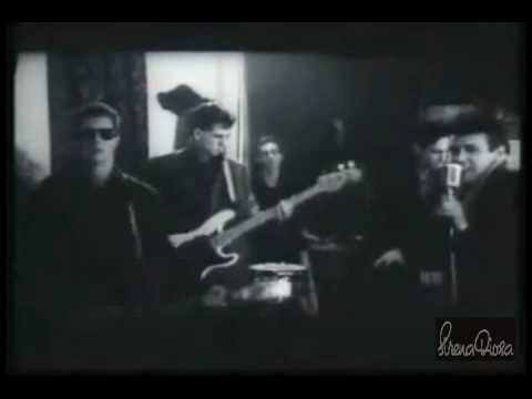 La Union-Lobo Hombre En Paris - Version En Ingles