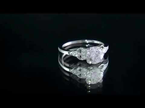 Antique Style engagement ring sd020