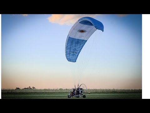Encuentro de Paramotores en Curuzu Cuatia