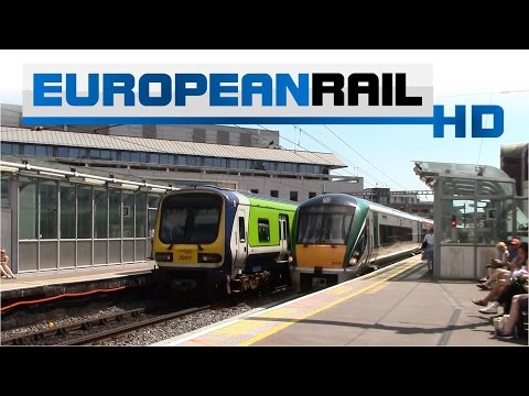 Iarnród Éireann Irish Rail Commuter 29000 DMU & ICR 22000 DMU call at Tara Street Station