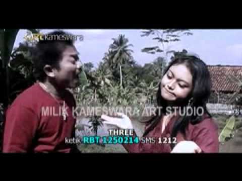 ACI JESSICA feat ADAM GANDHI - PELET JEPANG