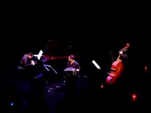 Trio de Carlos Corrales en l'Anphi de la Opera de Lyon