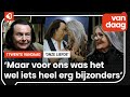 Henny Thijssen en Wilma Landkroon op de planken van Enschedees partycentrum Vrieler