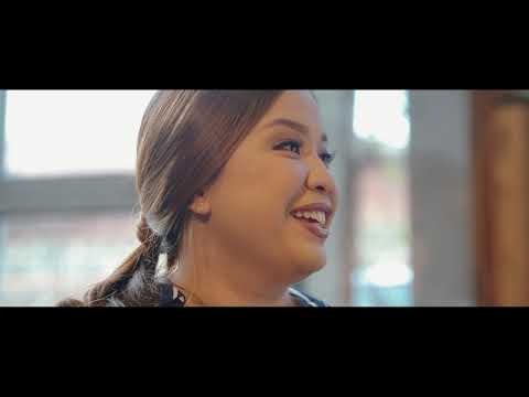 download lagu mp3 mp4 Grilled Cheese Wedding, download lagu Grilled Cheese Wedding gratis, unduh video klip Grilled Cheese Wedding