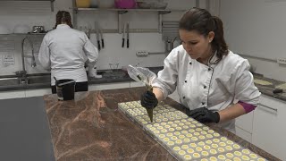 Így készül az ország egyik legfinomabb szaloncukra