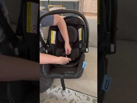 Graco SnugRide 35 Lite LX Infant Car Seat Review, Lightweight and easy to use