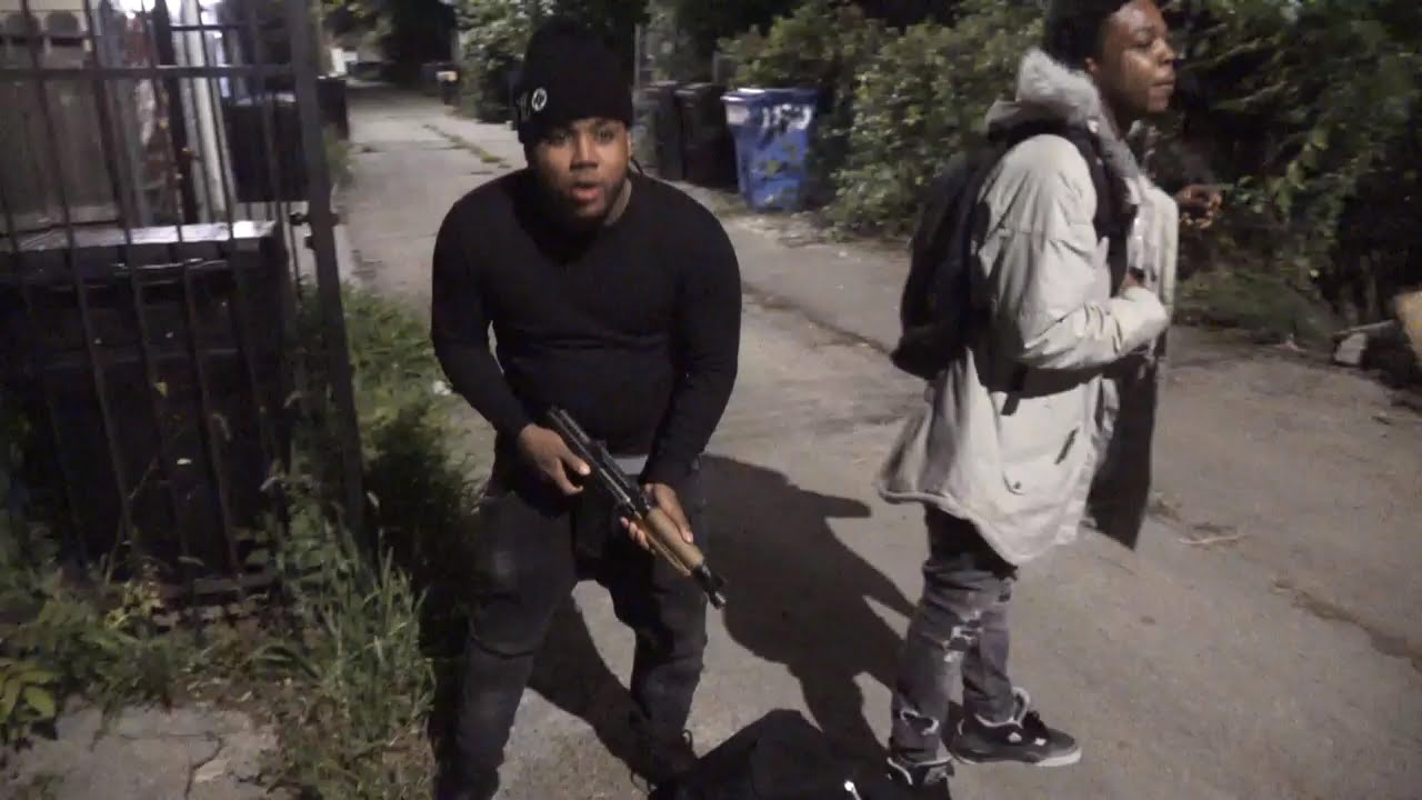 CHICAGO'S MOST VIOLENT SOUTH SIDE HOOD AT NIGHT / BALLYFEST