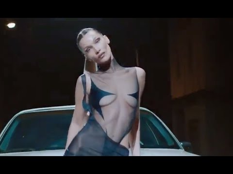 BELLA HADID Top 10 Walks of Fall 2022 - Fashion Channel