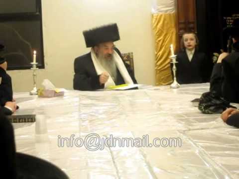 Lelover Rebbe speaking Divrei Chizuk in Boro Park - Shvat 5771