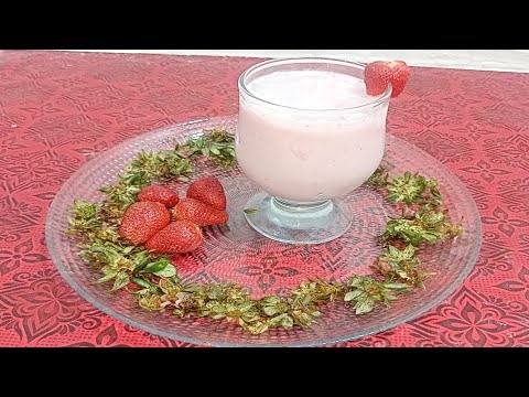 Strawberry Milkshake 🍓//Ramzan Special Drink By Adeeba's kitchen