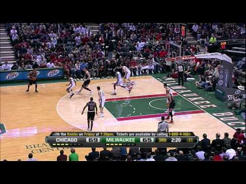 03.07.2012 - D-Rose @ Milwaukee Bucks