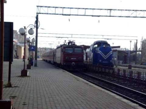 Trenul accelerat 1861 pleaca in directia Iasi/Interegional train 1861 goes to Iasi city