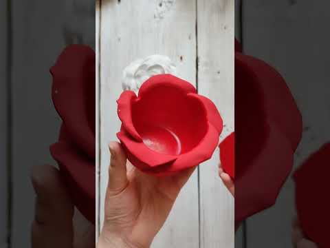  Кашпо "Троянда"