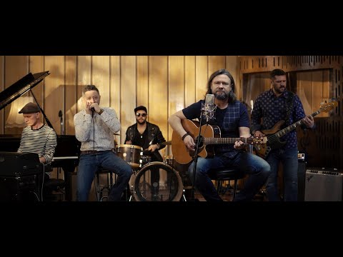 J.J. BAND - Cudowny Świat [Official Video]