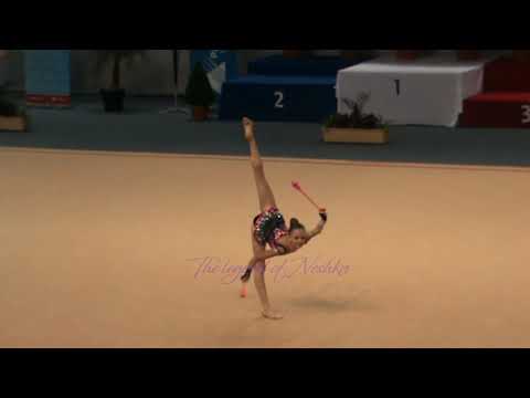 Jasmine KERBER (USA) clubs - 2012 Calais senior AA