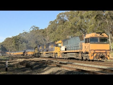 Pacific National Steel Train In Victoria - PoathTV Australian Railways, Railroads & Trains
