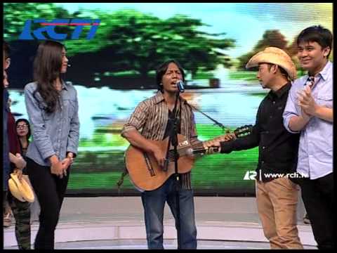 Dahsyat 28 Jan 2014 - Pujiono Si Pengamen Bernyanyi Sambil Siul