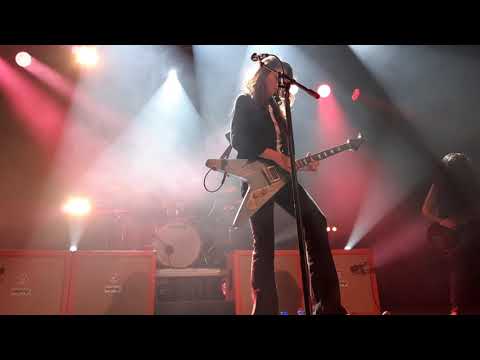 Laura Cox - Fire Fire - Festival les Grosses Guitares 2021