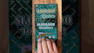 【アメリカ生活】季節の変わり目で気温が不安定なテキサスで宝くじを買ってみた！　#shorts