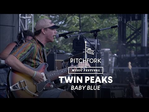 Twin Peaks performs "Baby Blue" - Pitchfork Music Festival 2014
