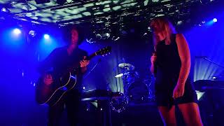 Metric - On A Slow Night (acoustic), LIVE @ The Roxy, Los Angeles, Oct 12, 2023, Evening with Metric