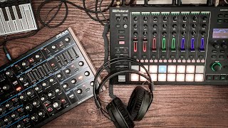 Bleepy tech house on the Novation Peak, Volca Bass, RolandMC-707 / 128BPM