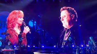 Reba &amp; Vince Gill - The Heart Won’t Lie - Live