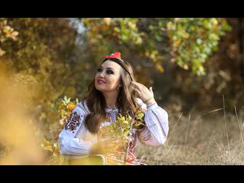 Пепи Христозова - хороводна китка  / Pepi Hristozova - horovodna kitka