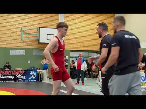 WRESTLING/RINGEN DM 2023 A-JUGEND.FREISTIL BIS 71 KG/  N.HARTUNG(BAYERN)-M.SCHWAB(SÜDBADEN)