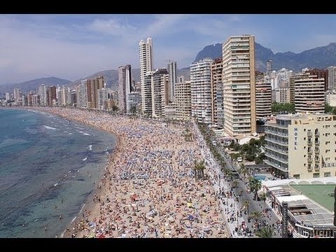 Benidorm   S02E09