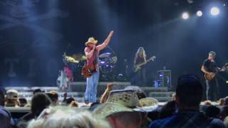 Kenny Chesney - &quot;All The Pretty Girls&quot;