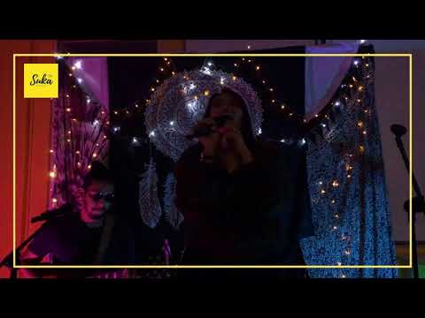 Acoustic Session: Eyza Bahra