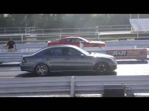 Challenger Hellcat Vs E55 AMG!!!!!!!!