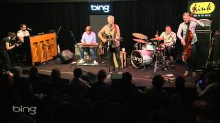 Billy Bragg - No One Knows Nothing Anymore (Bing Lounge)