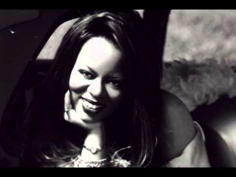 Robin S - Show Me Love (DJ Antoine vs. Mad Mark's Hit Step Mix)