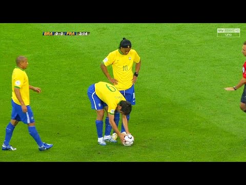 Juninho Pernambucano Made Football Look Easy 🤩