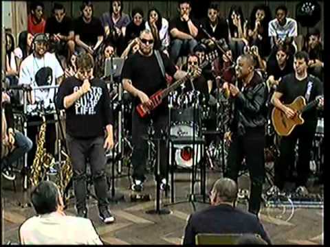 GUSTAVO MENDES - Alcione - ALTAS HORAS 07/07/2012