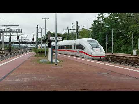 ICE 4 als ICE 690 nach Hamburg-Altona am Bahnhof Kassel-Wilhelmshöhe