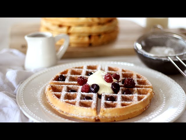 Video Pronunciation of waffle in English