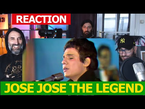 Italians FIRST TIME REACTION - José José - El Triste en vivo