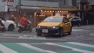 切西瓜還是要看職業的表演。