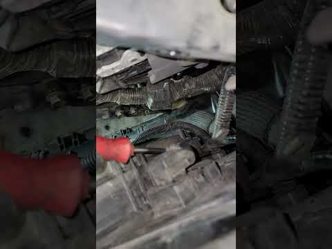 How to replace cooling fan/radiator fan on a Nissan Rogue Sport step by step