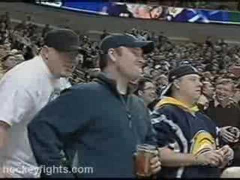 Wade Belak vs Andrew Peters
