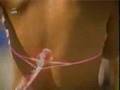 pepsi ads girl take off her bra in pepsi ads 