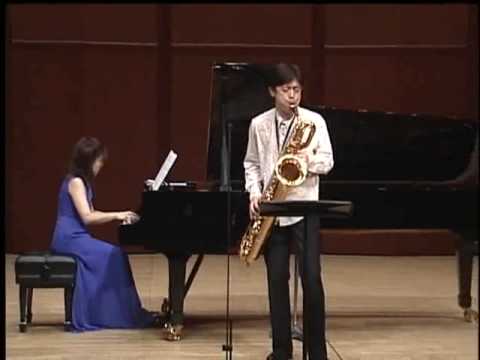 TKWO Yasuto Tanaka playing Czardas on Baritone Sax