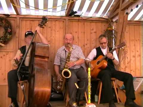 Jan Jankeje Swingende Trollinger Band auf dem Weindorf Reutlingen spielt Qué Será, Será