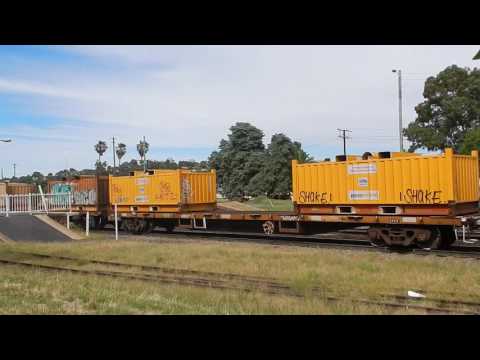 Junee trains NR121, NR41 & NR91 with 4MW2