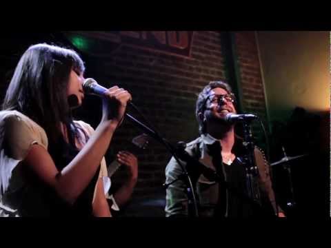 Sonia Rao and Elliott Yamin - Ain't No Sunshine (Bill Withers Cover)