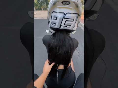 I just touched it curiously🤪🤣#superbike #motorcycle #motovlog #viral #trending  #bikergirl #shorts